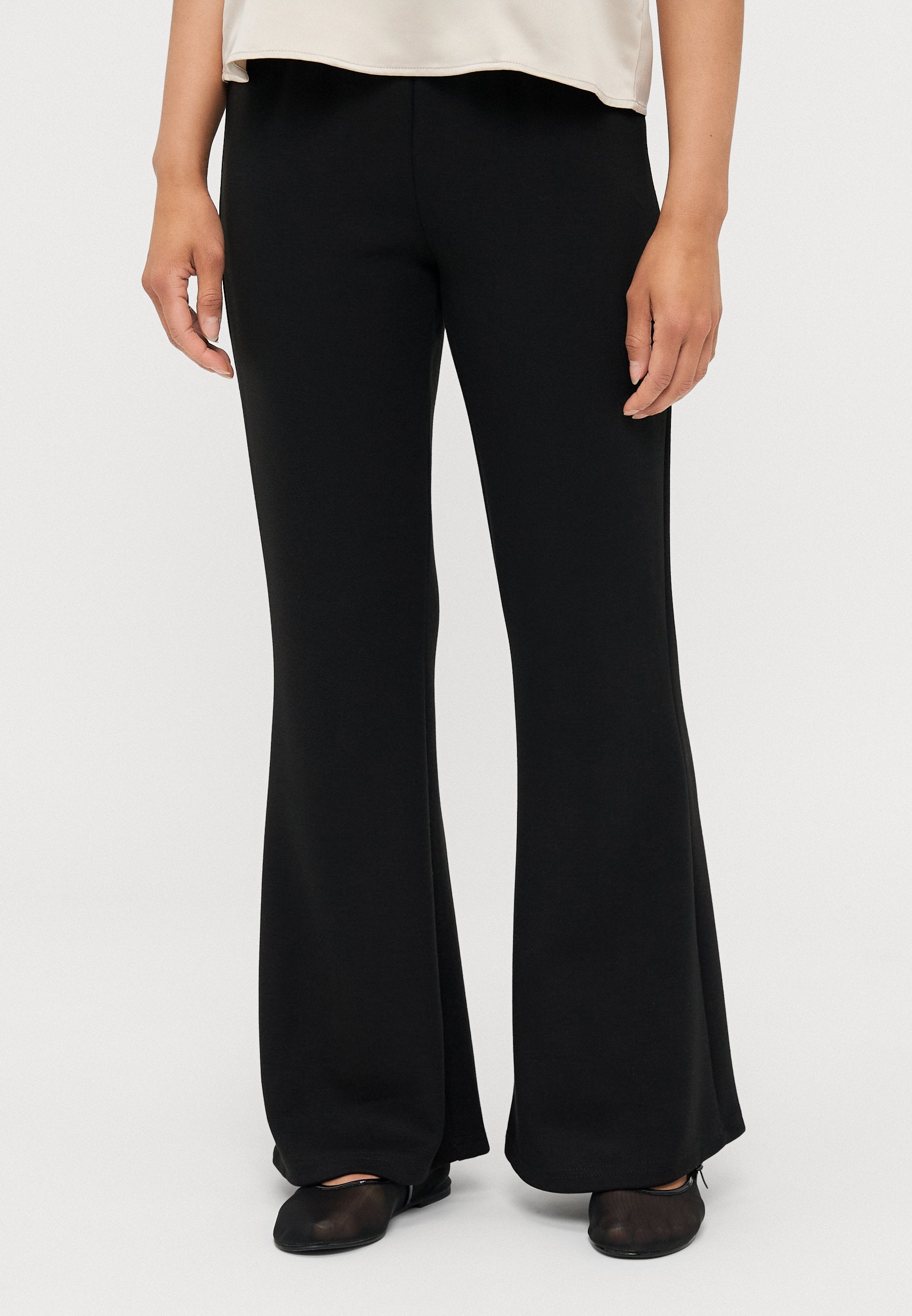 ONLY Petite ONLSCARLETT FLARED - Trousers - Black