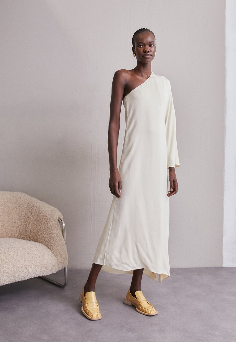 By Malene Birger AVILAS - Ballkleid - Vanilla Cream