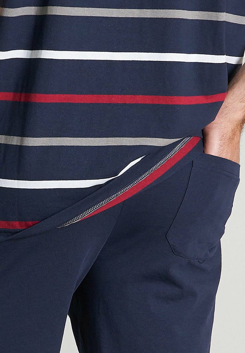  RUNDHALS KLIMA AKTIV BÜG SET - Nachtwäsche Set - Navy Gestreift