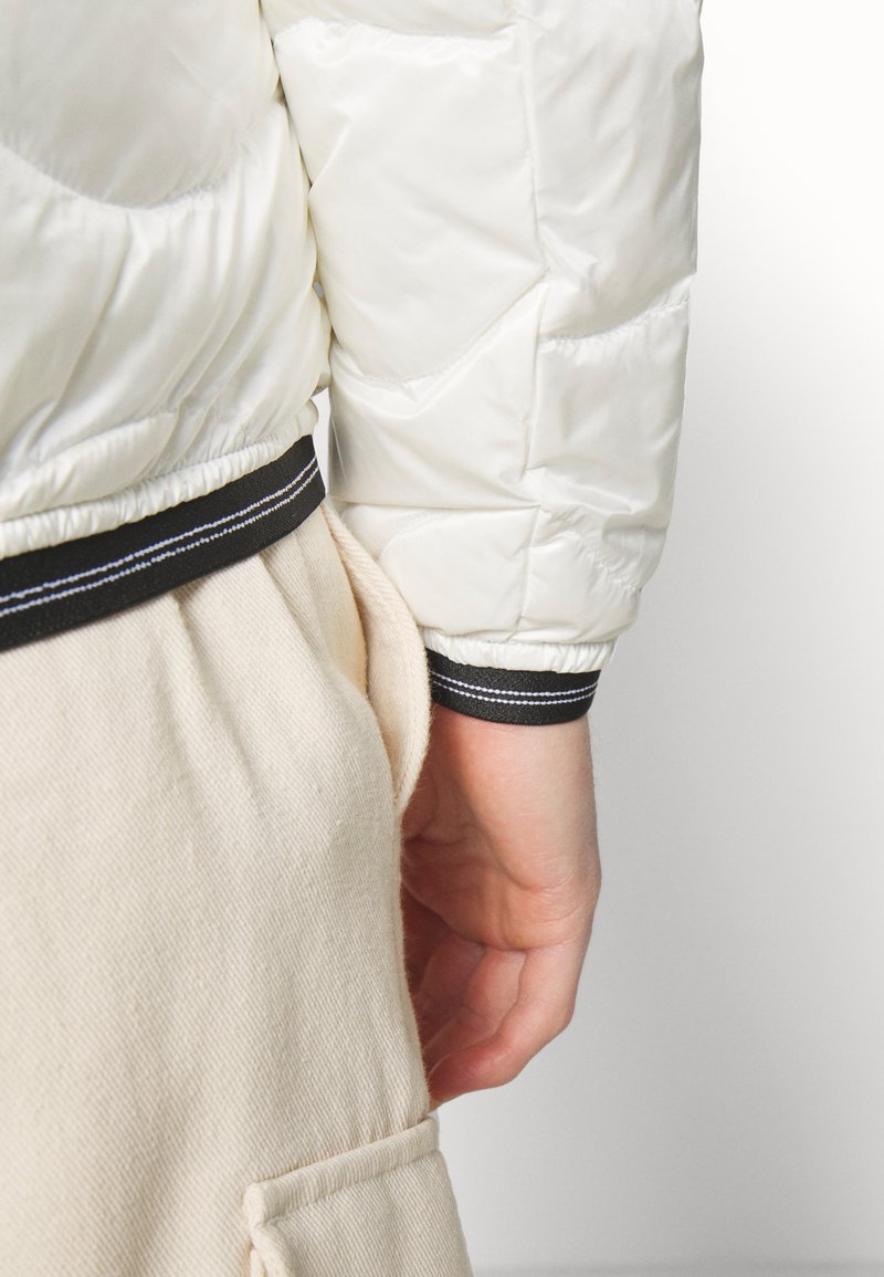 Blauer HOODY JACKET - Daunenjacke - White