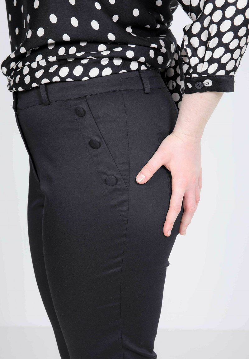  AVEC EFFET POCHE À L'ITALIENNE - Stoffhose - Noir