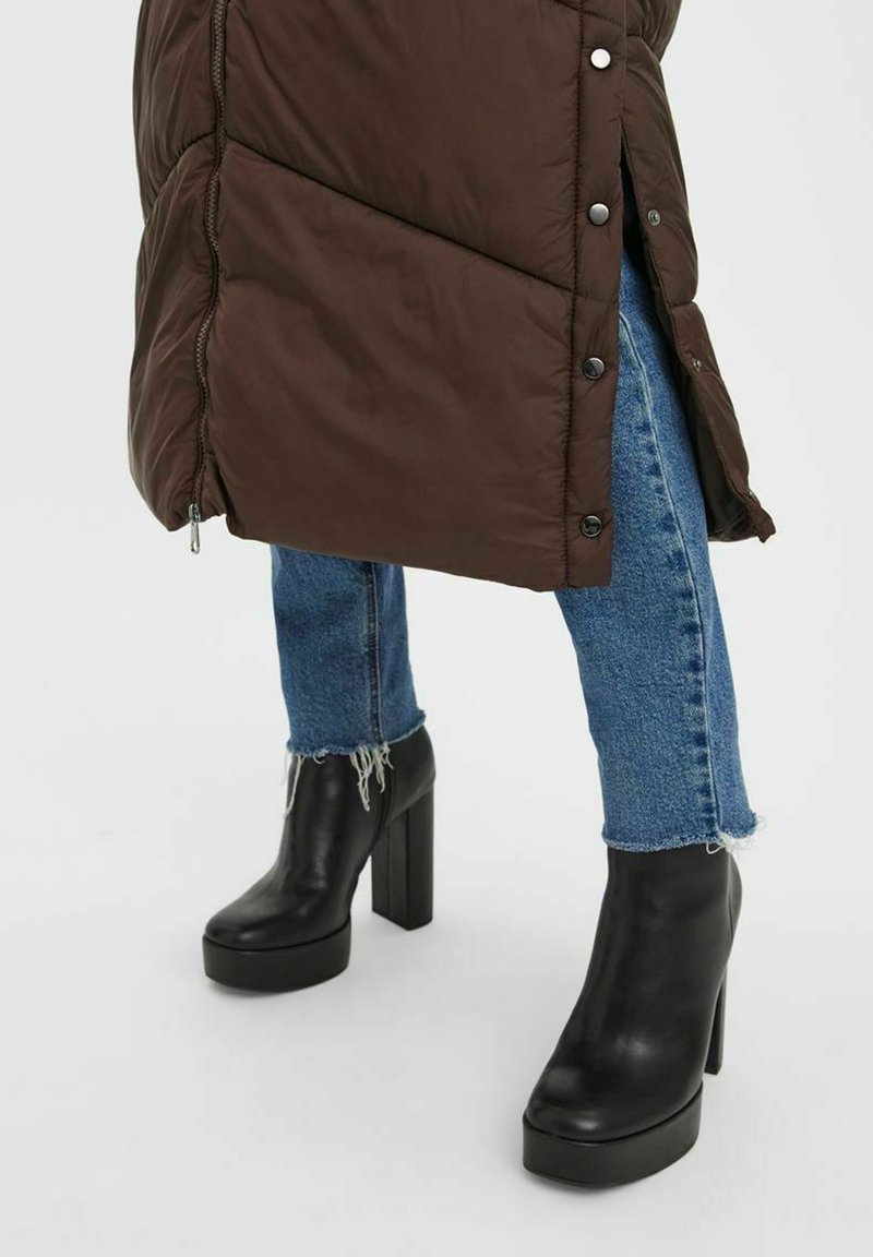 Vero Moda VMUPPSALA NOOS - Wintermantel - Coffee Bean