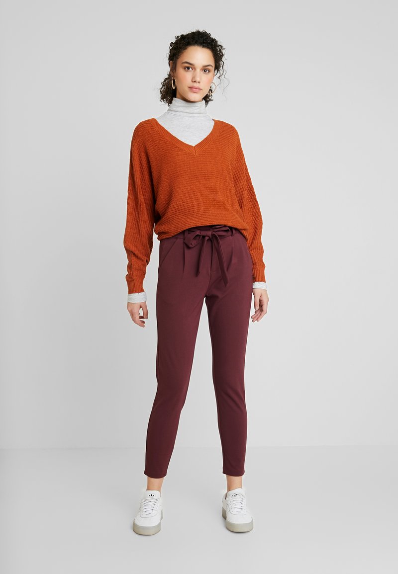Vero Moda VMEVA HR PAPERBAG GA NOOS - Chino - Port Royale