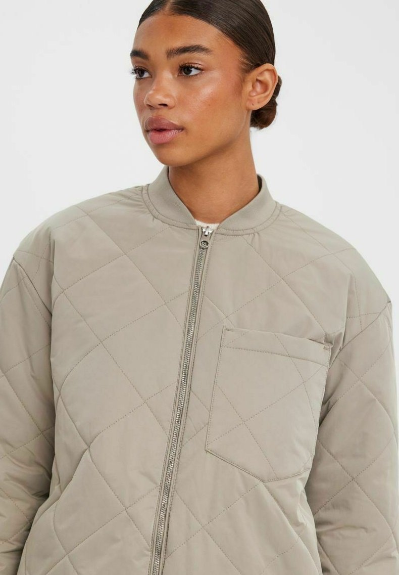 Vero Moda VMNATALIE GA NOOS - Wintermantel - Laurel Oak