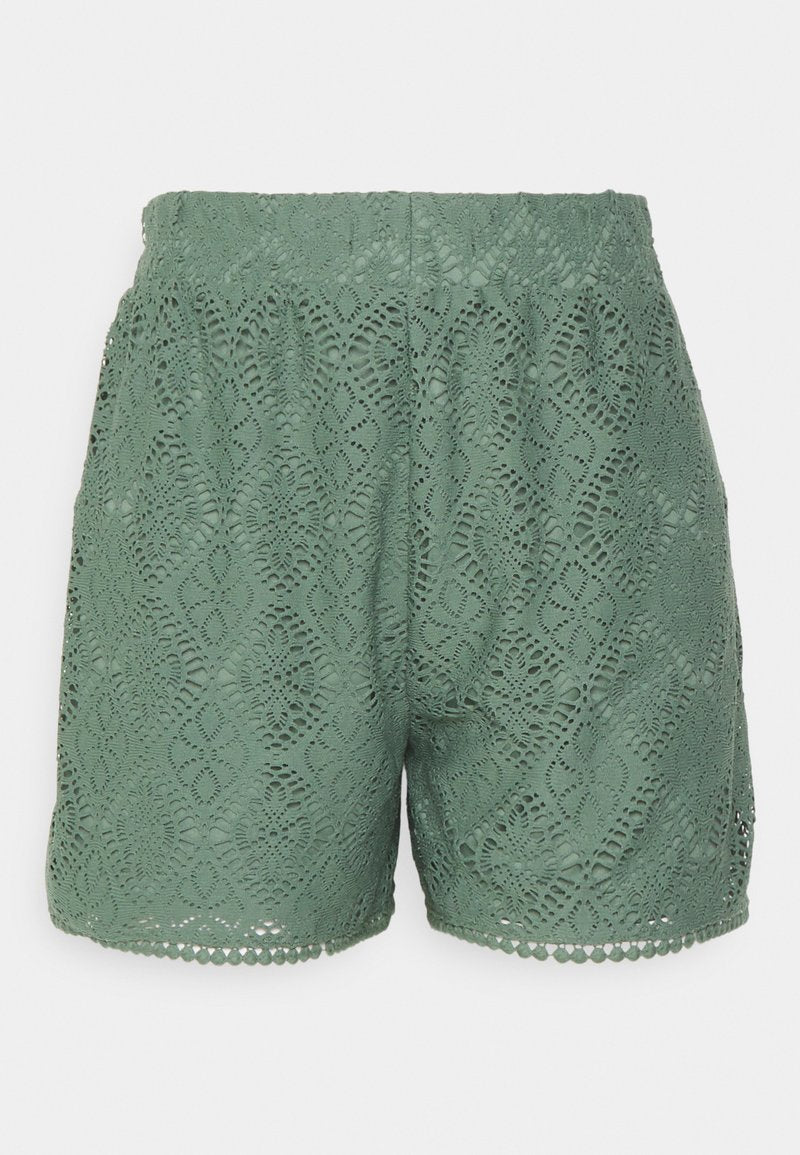 Vero Moda Tall VMMAYA SHORTS - Shorts - Laurel Wreath