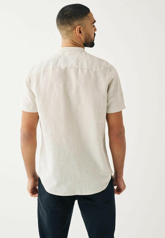 Next BLEND WITH GRANDAD COLLAR STANDARD - Hemd - Oatmeal