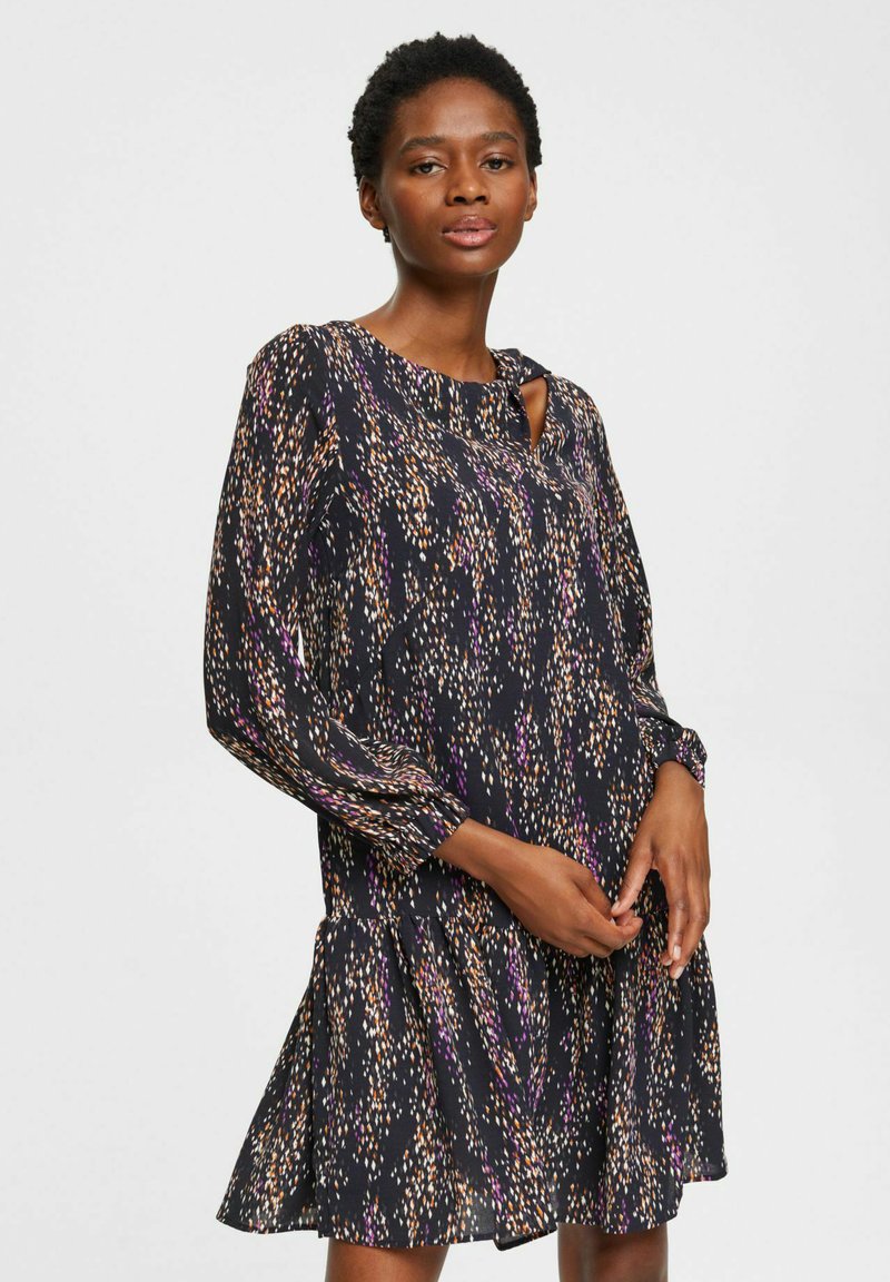 ESPRIT MIT MUSTER UND CUTOUT - Freizeitkleid - Black