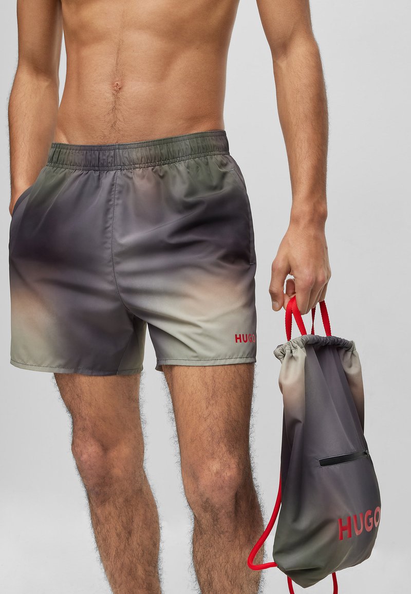 Hugo CRUISE - Badeshorts - Open Green