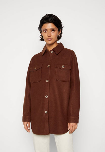 Pieces PCJUDY SHACKET - Kurzmantel - Chicory Coffee