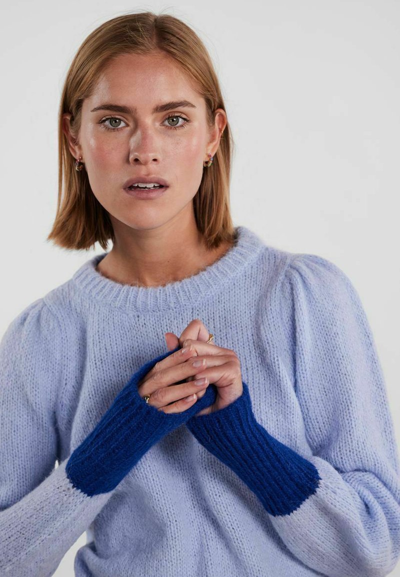 Pieces PCLAYAN LS O-NECK KAC PWP - Strickpullover - Kentucky Blue