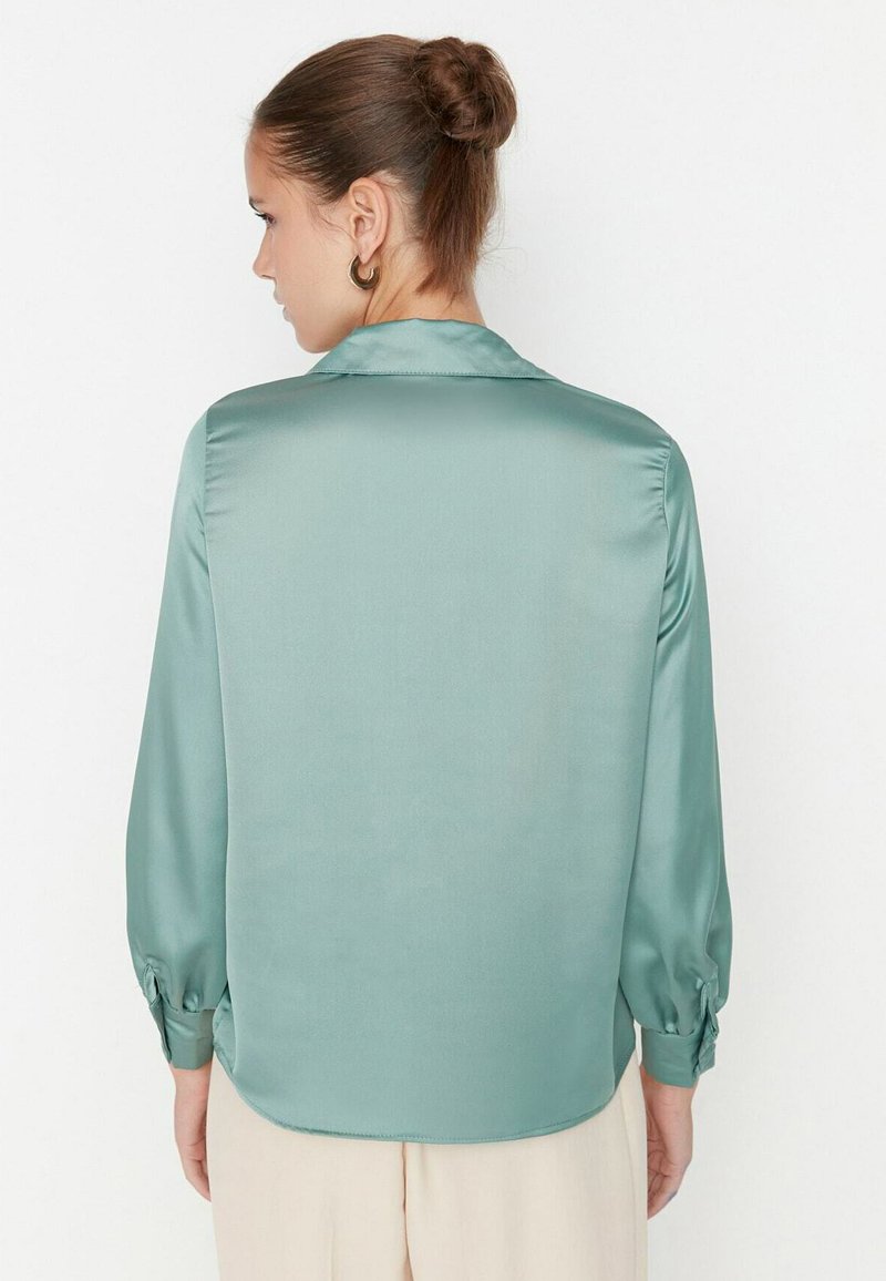 Trendyol Hemdbluse - Green