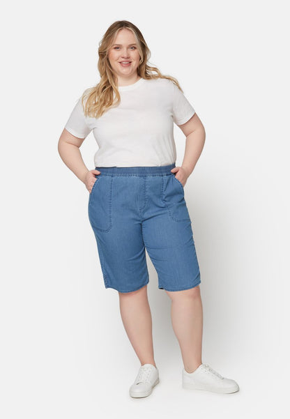  CASUAL - Jeans Shorts - Medium Blue Denim