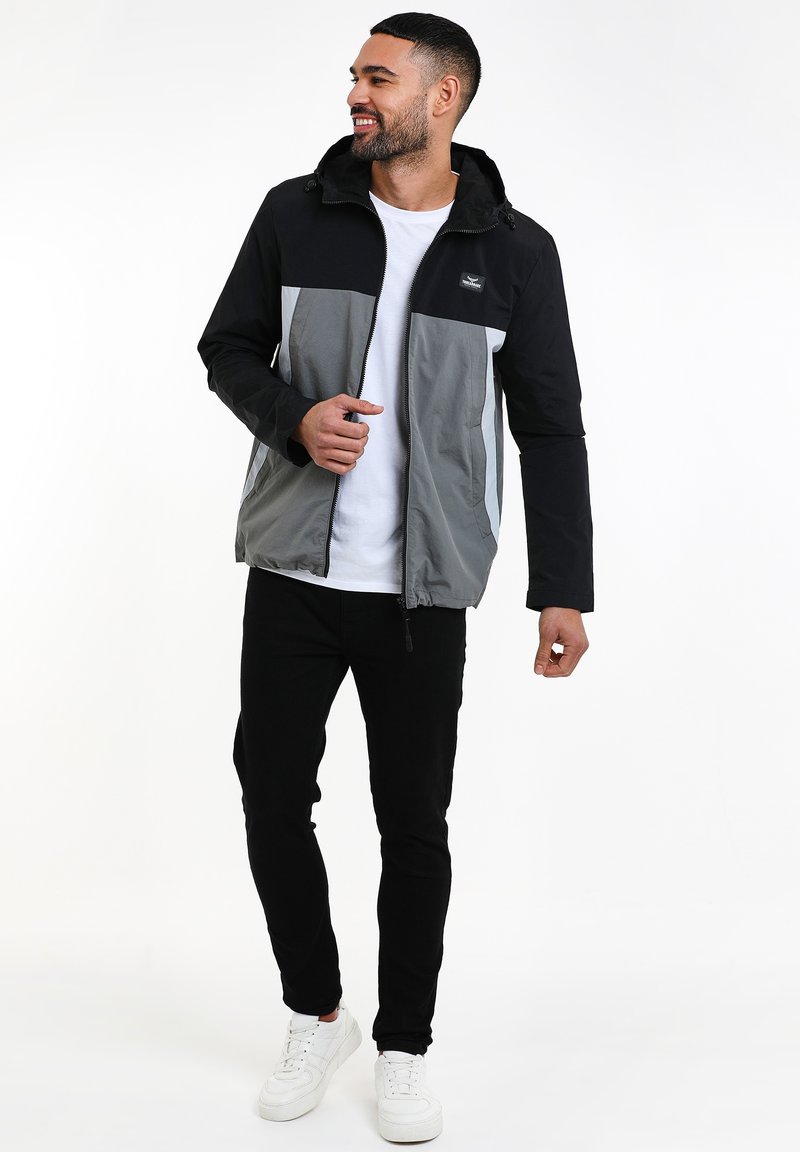Threadbare THBRADIO - Leichte Jacke - Schwarz