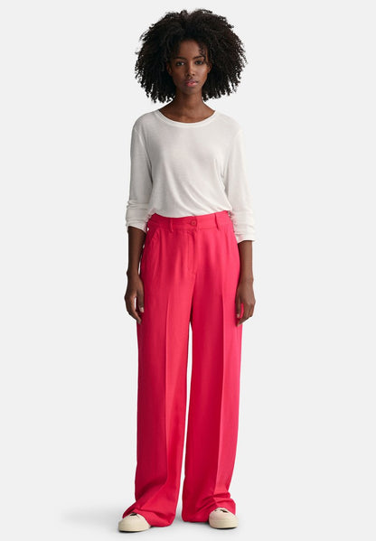 Gant RELAXED FLUID PANTS - Stoffhose - Magenta Pink