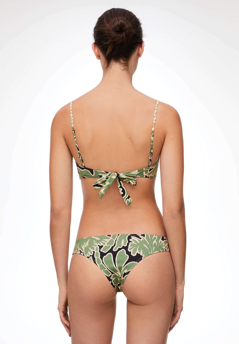 Oysho Bikini-Hose - Green