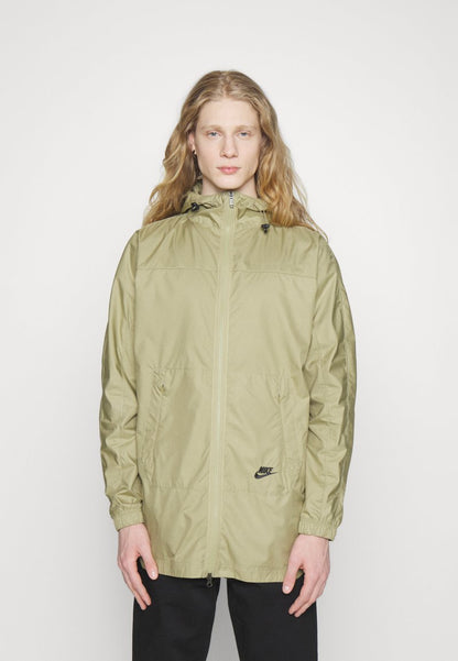 Nike Sportswear Kurzmantel - Neutral Olive/black