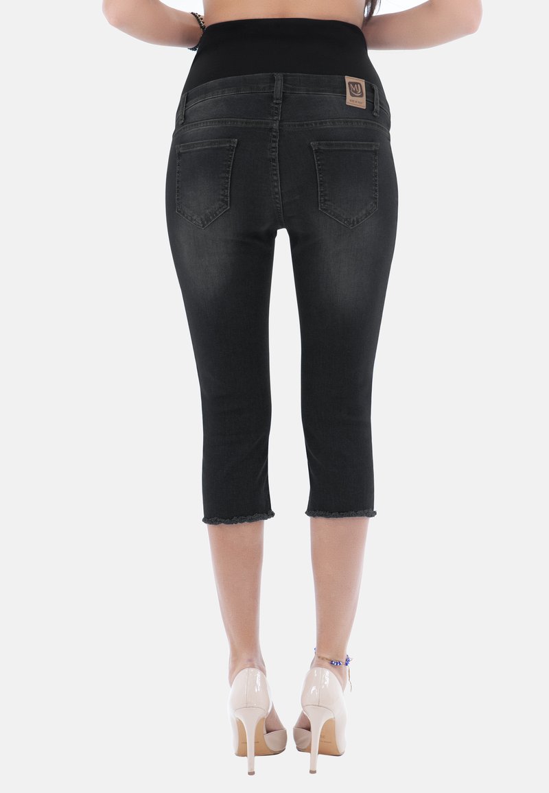  Shorts - Black Wash
