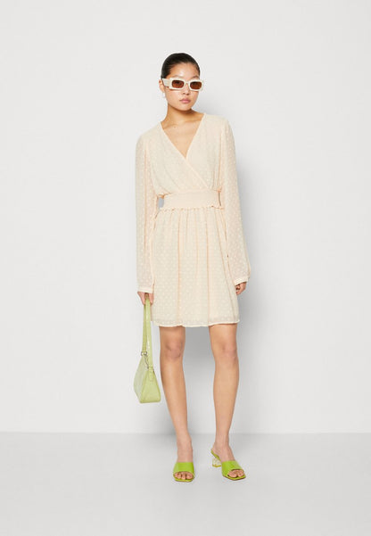 ONLY ONLELLA LYNG DRESS - Freizeitkleid - Novelle Peach