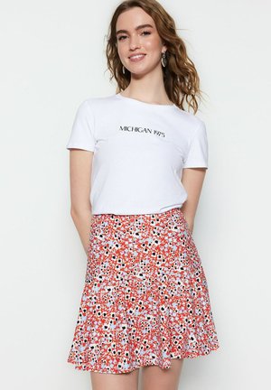 Trendyol GEWOONTJES - Shorts - Black