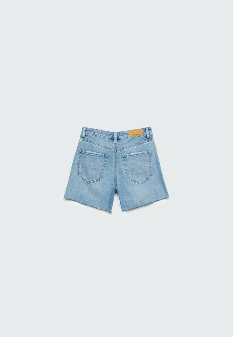 Stradivarius LOW WAIST BERMUDA - Jeans Shorts - Blue Denim
