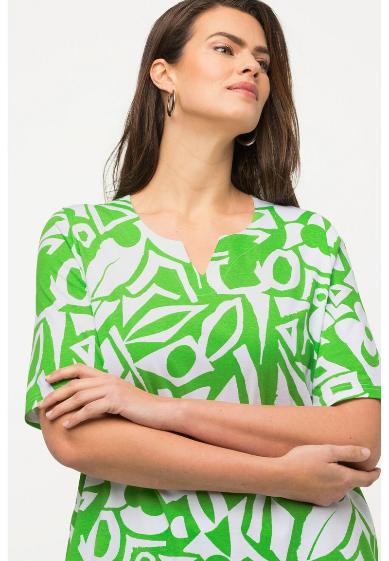 Ulla Popken MANCHES COURTES - Bluse - Vert Pomme