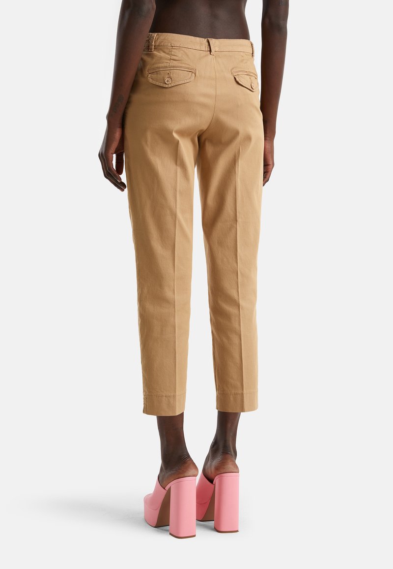 United Colors Of Benetton CROPPED IN STRETCH - Stoffhose - Camel