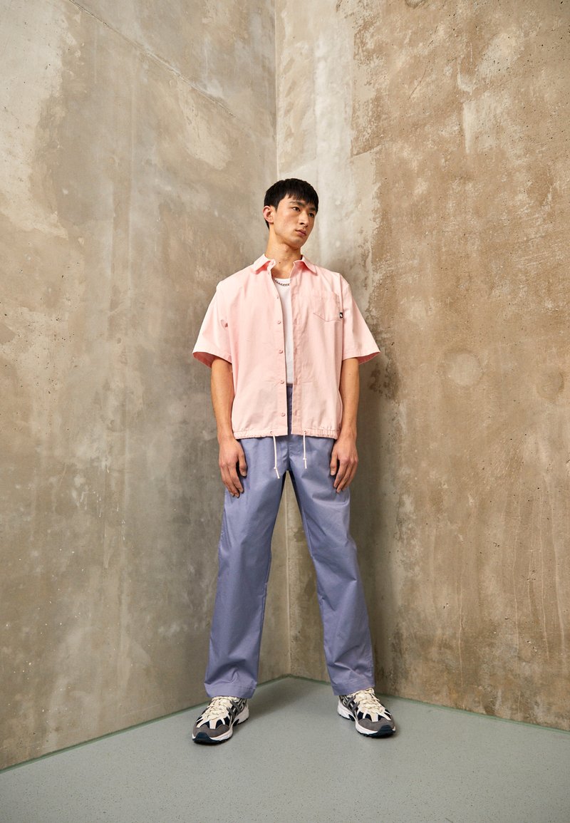 Nike Sportswear CLUB - Hemd - Pink