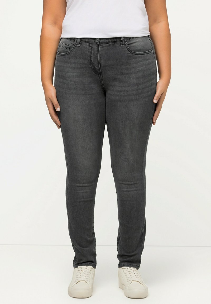 Ulla Popken GROSSE GRÖSSEN SARAH, 5-POCKET, HIG - Jeans Slim Fit - Grey Denim