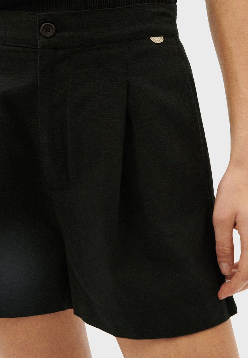 Thinking Mu NARCISO - Shorts - Black