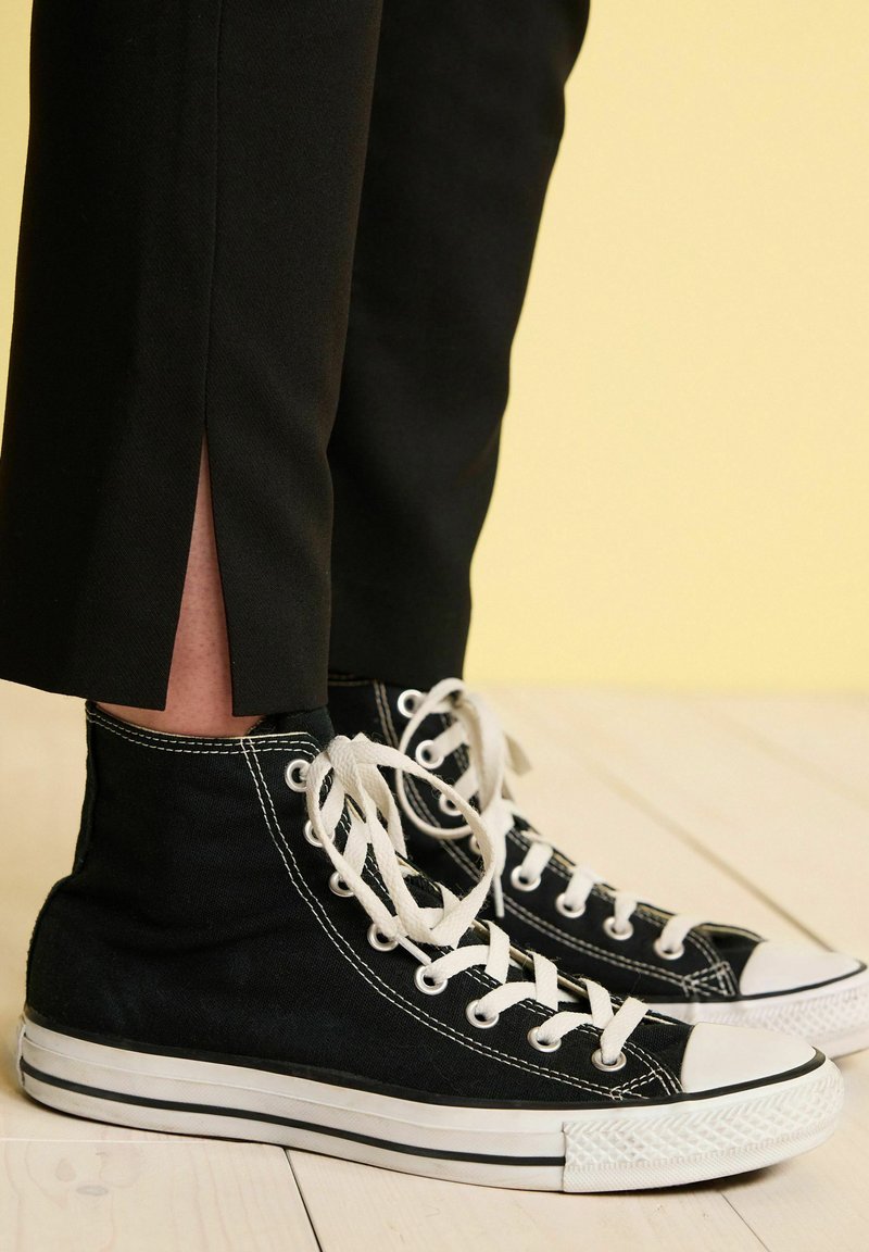 Next SUPER HIGH WAIST SLIM - Chino - Black