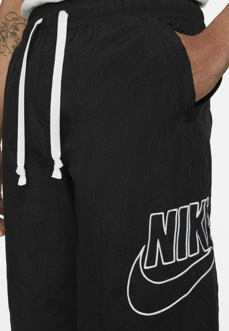 Nike Sportswear ALUMNI - Shorts - Black