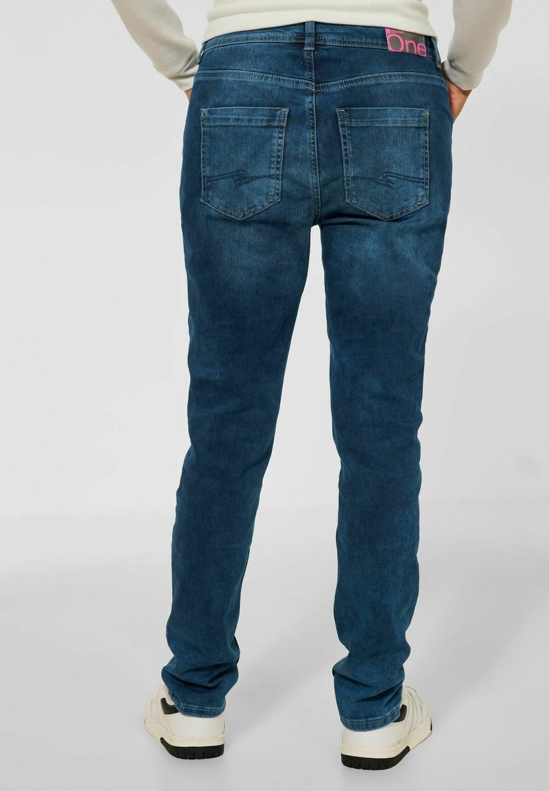 STREET ONE LOOSE FIT - Jeans Slim Fit - Blau