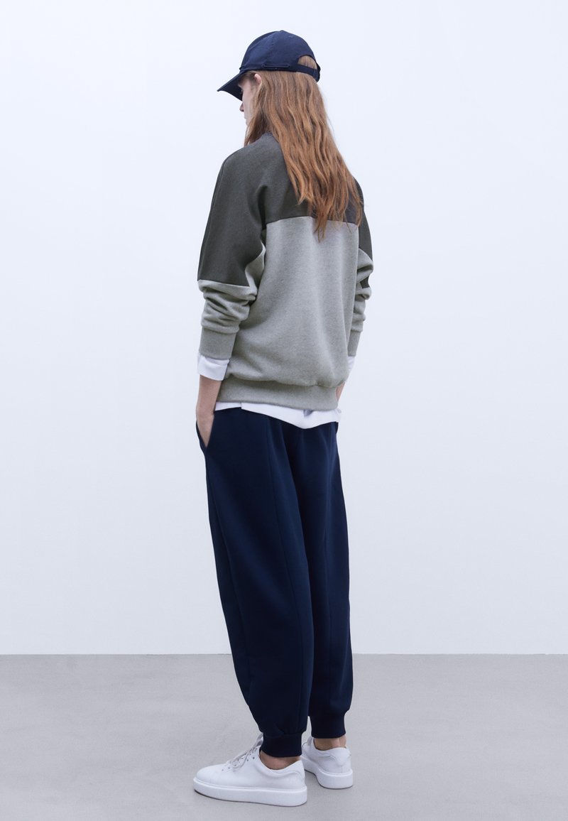 ADOLFO DOMINGUEZ Jogginghose - Navy Blue