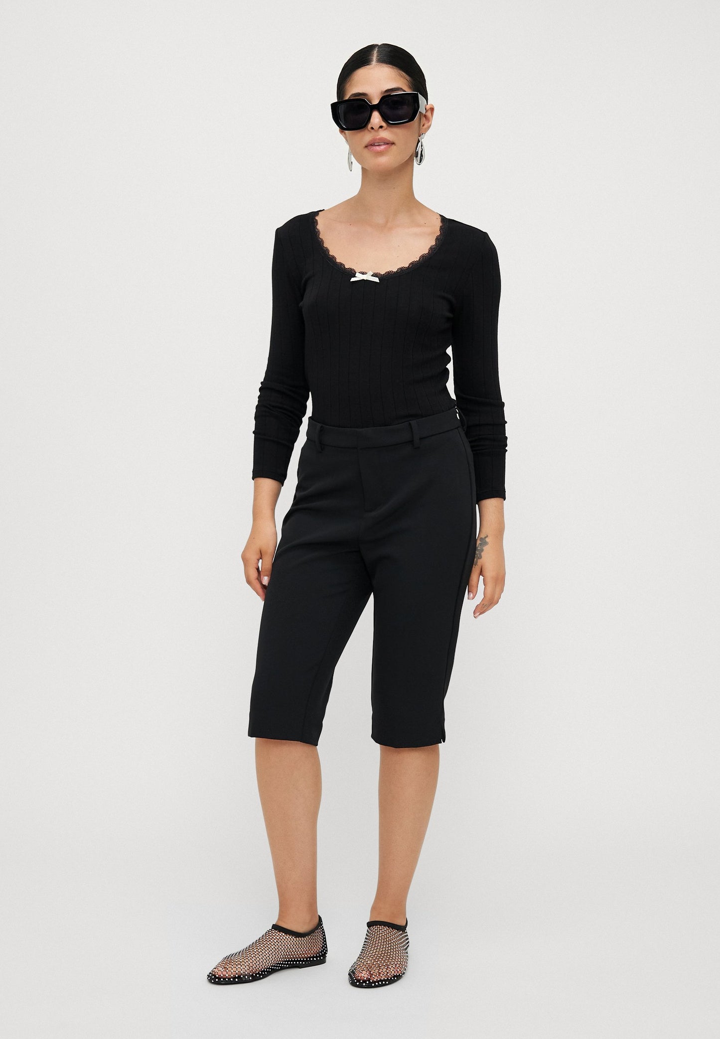 ONLY Petite ONLLAIKA U NECK - Long Sleeved Top - Black