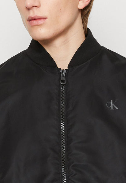 Calvin Klein Jeans BADGE SLEEVE POCKET - Bomberjacke - Black