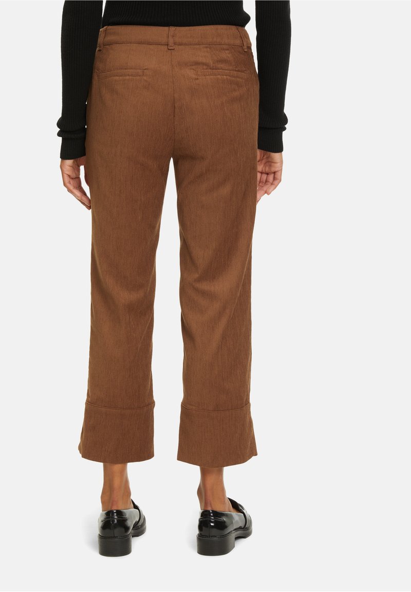 Betty Barclay MIT EINGRIFFTASCHEN - Stoffhose - Pinecone