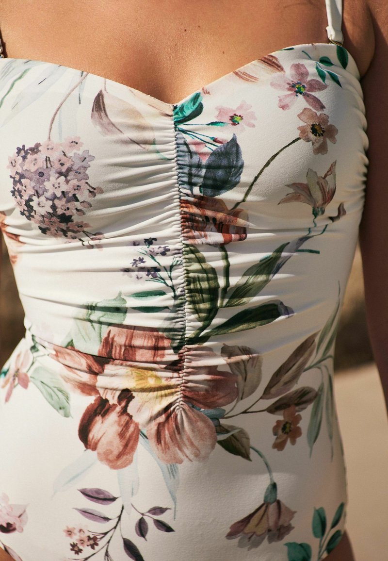 Next BANDEAU TUMMY CONTROL STANDARD - Badeanzug - White Floral