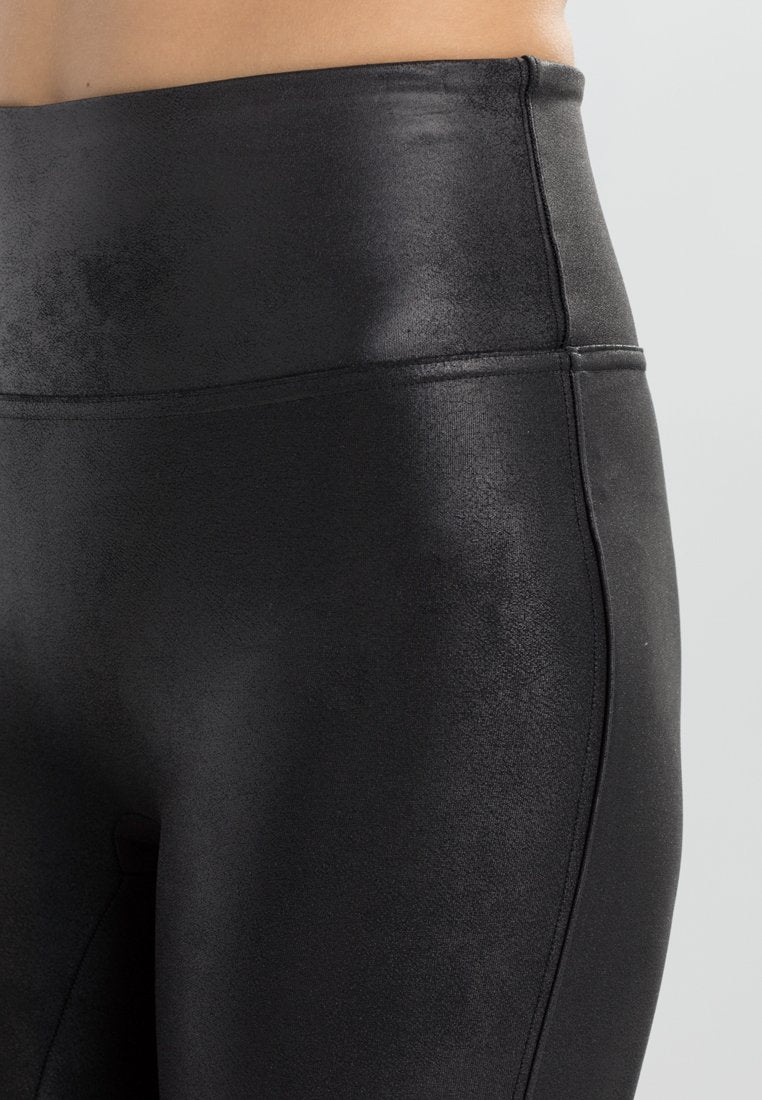 Spanx FAUX LEATHER LEGGINGS - Leggings - Strümpfe - Black
