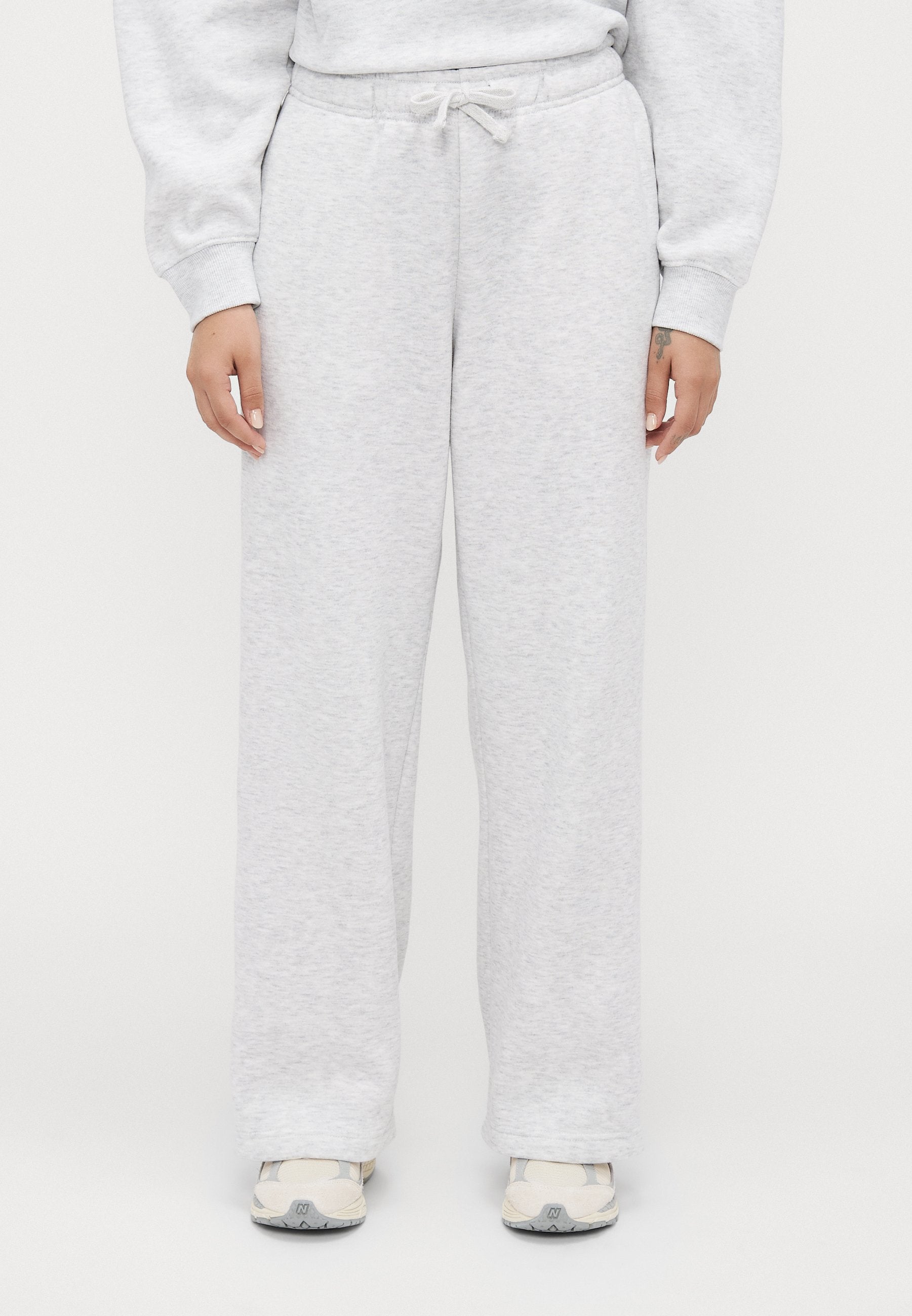 ONLY Petite ONLBEST STRAIGHT - Tracksuit Bottoms - Light Grey Melange
