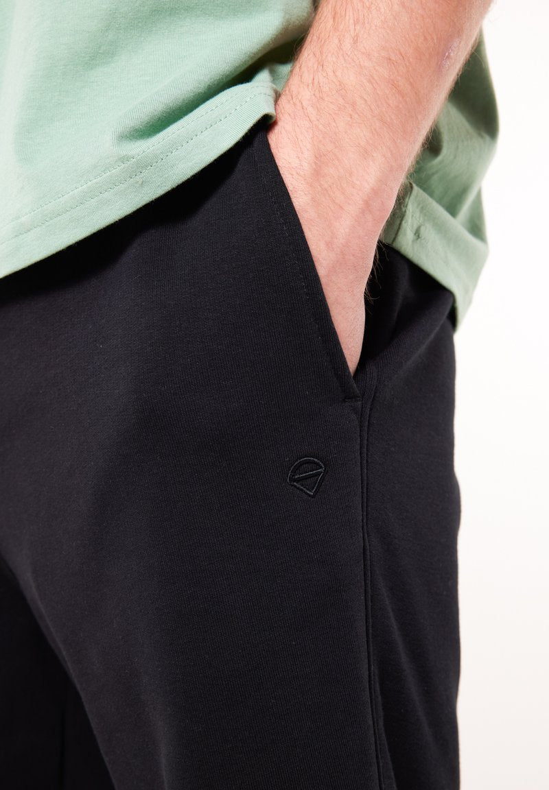  SEVAN - Shorts - Black