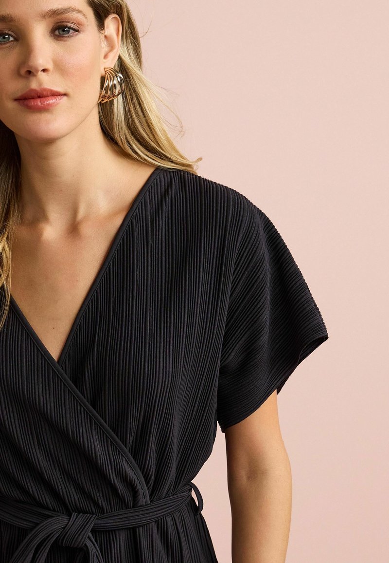 Next SHORT SLEEVE PLISSÉ - Jumpsuit - Black