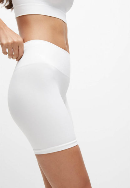 PULL & BEAR CYCLING - Shorts - Off White