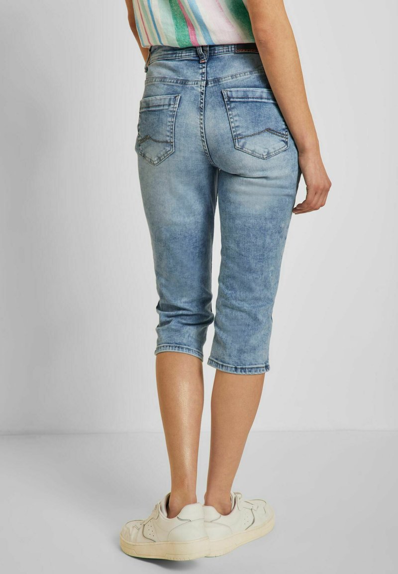 Cecil IN 3/4 LÄNGE - Jeans Shorts - Blau