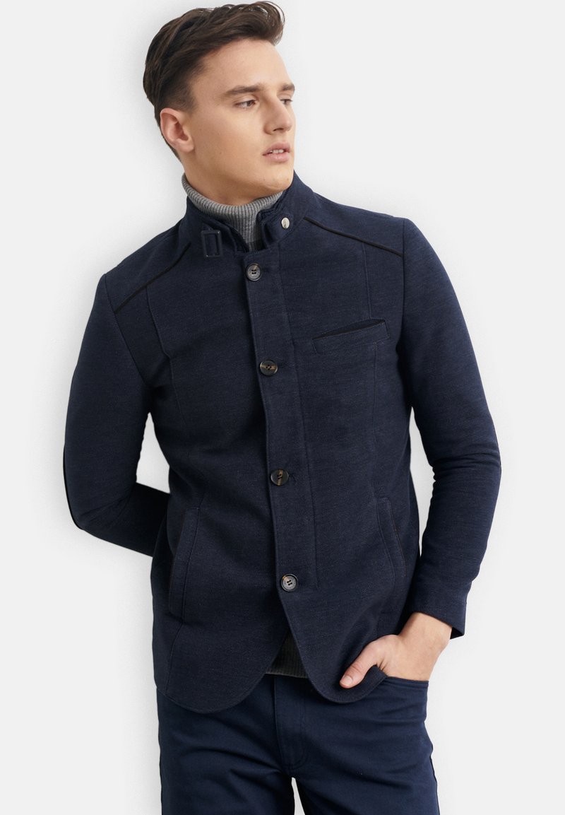  STANDARD FIT FIGURED - Übergangsjacke - Navy Blue