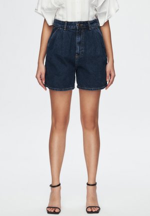 Mustang STYLE STELLA - Jeans Shorts - Weiß