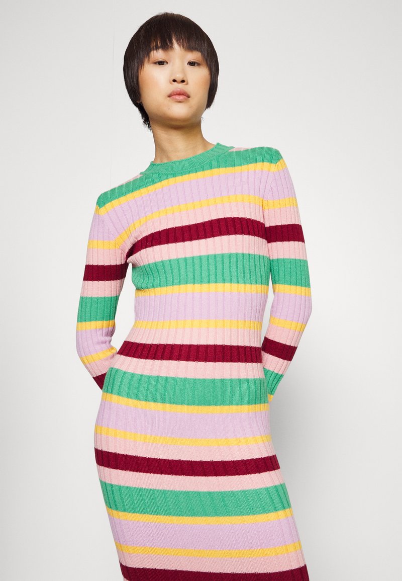  YASPEREGRINE DRESS - Strickkleid - Jelly Bean Multicolor