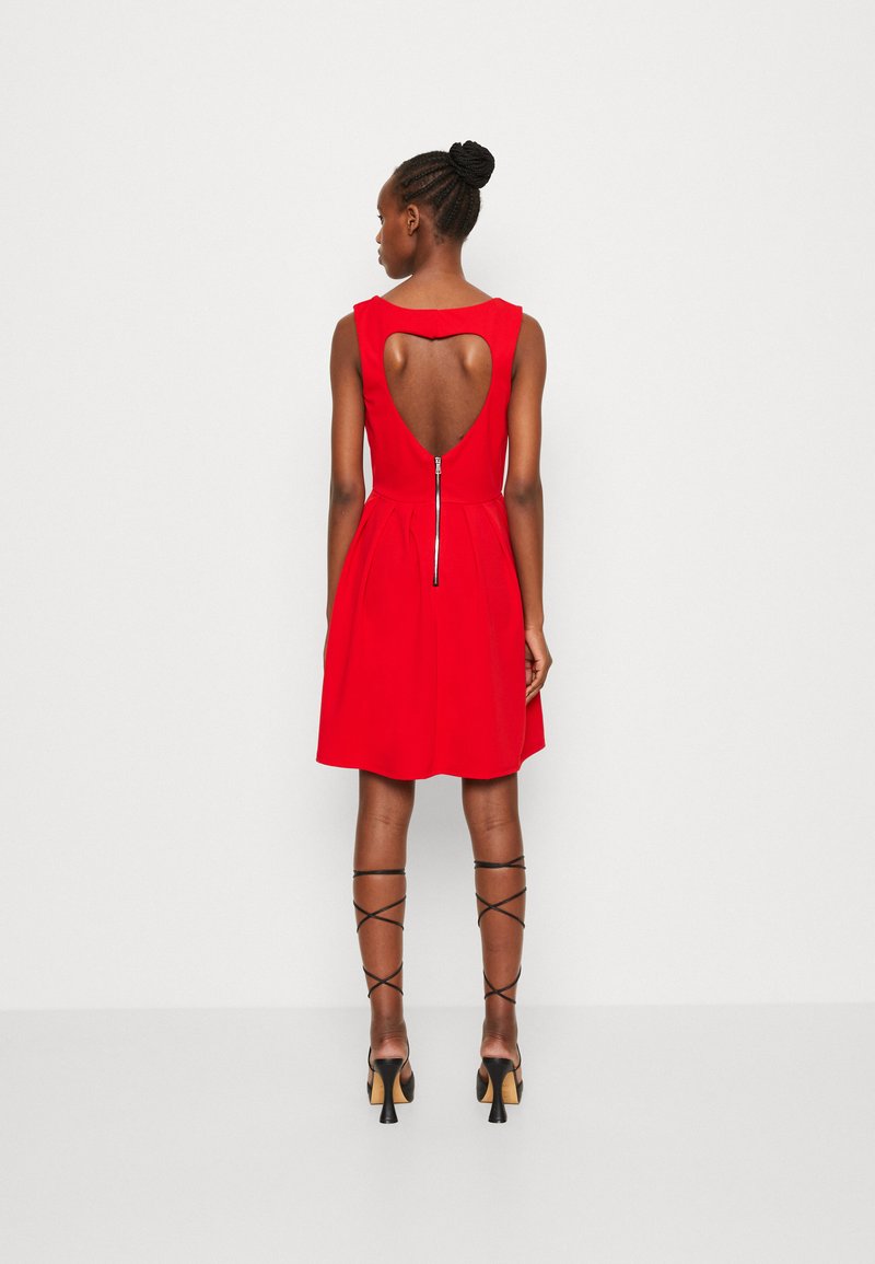 Wal G VALENTINES HOLLY HEART CUT OUT SKATER - Cocktailkleid/festliches Kleid - Red