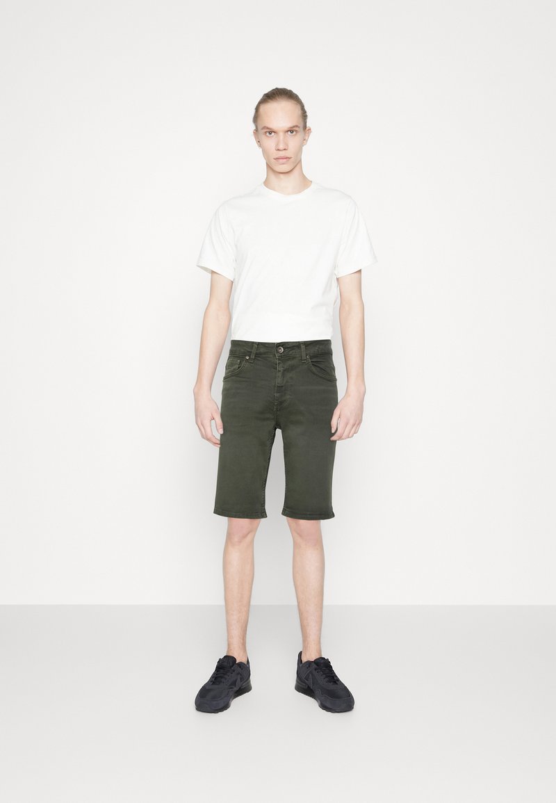 Cars Jeans Jeans Shorts - Army
