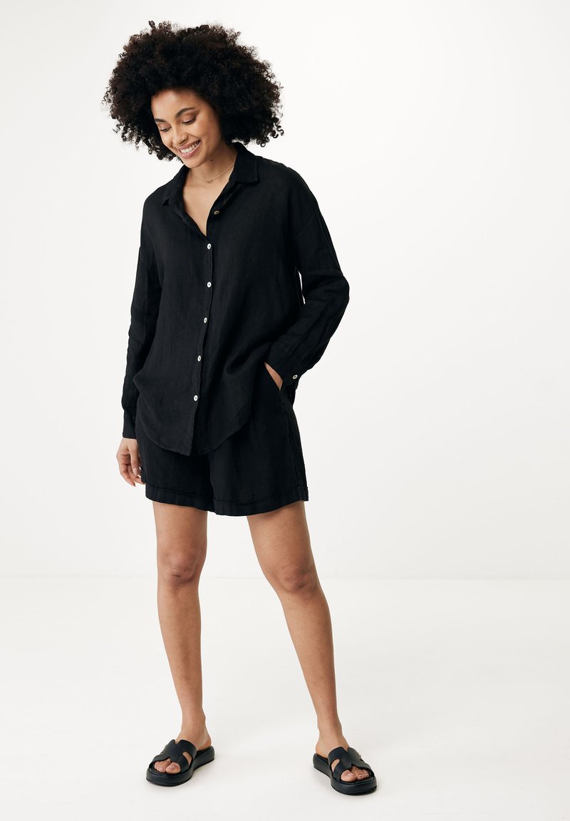 MEXX WITH SIDE POCKET - Shorts - Black