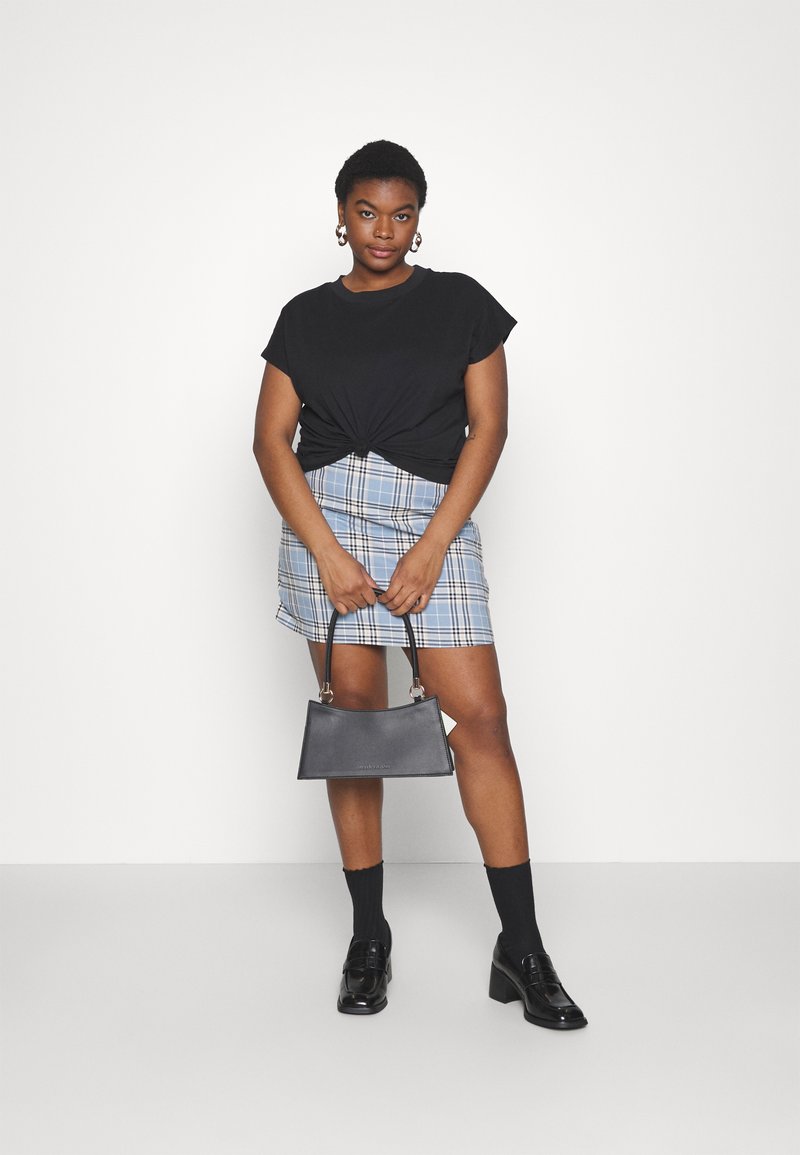 Vero Moda Curve TEE CURVE - T-Shirt Basic - Black